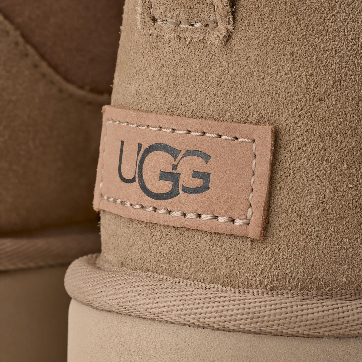UGG Women's Classic Utlra Mini - Sand