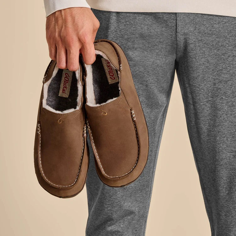 Olukai Men's Moloa Slipper - Toffee/Dark Wood