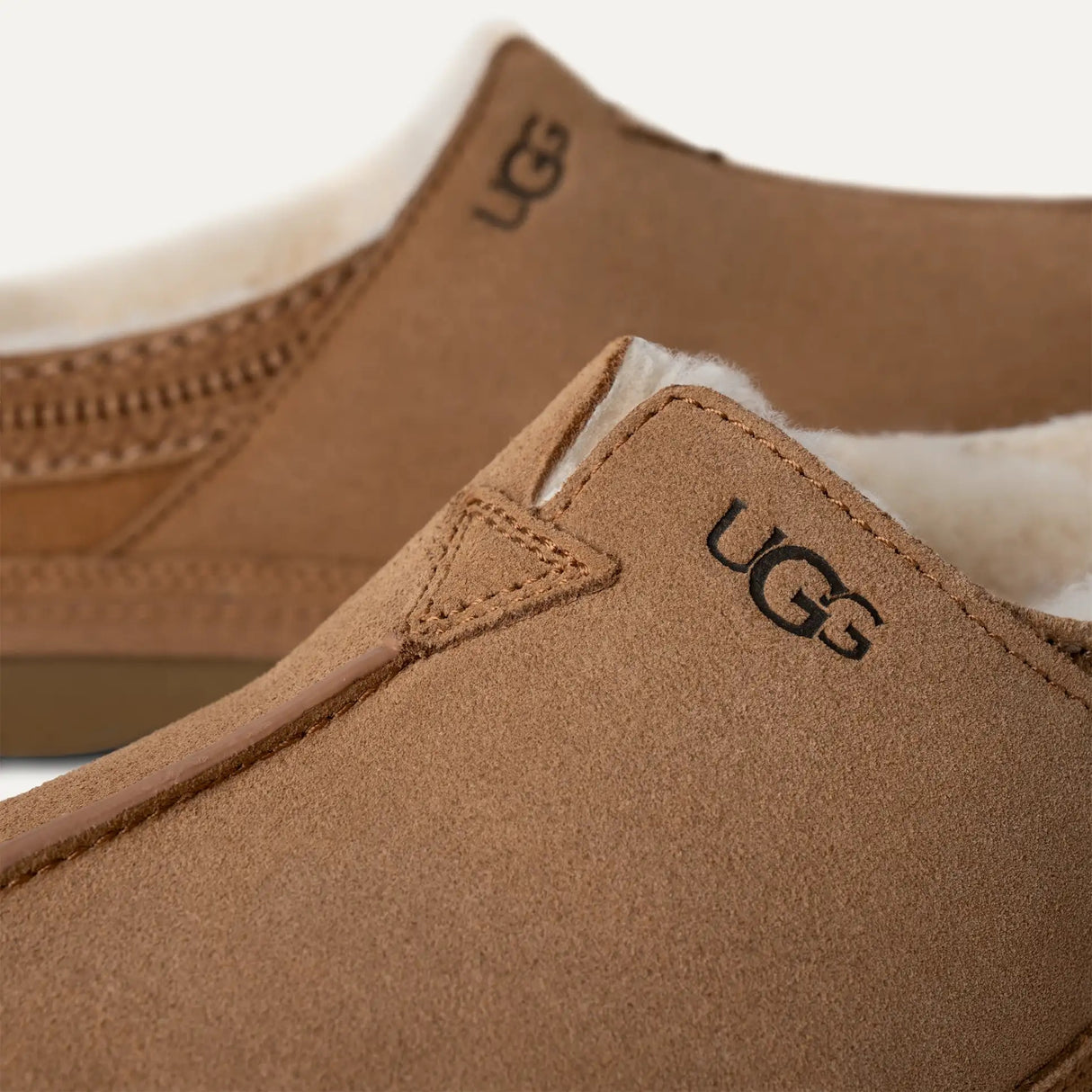 UGG Men's Neuman Slippers - Chestnut