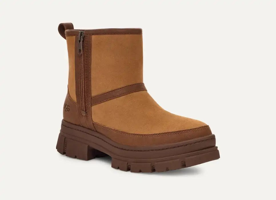 UGG Women's Ashton Zip Boots - Chestnut