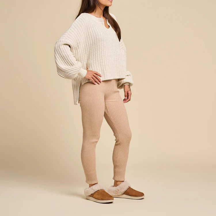 Olukai Women's Ku‘i Slipper - Tan/Bone