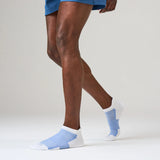 Feetures High Performance Max Cushion Low Ankle Tab Sock - White Tide