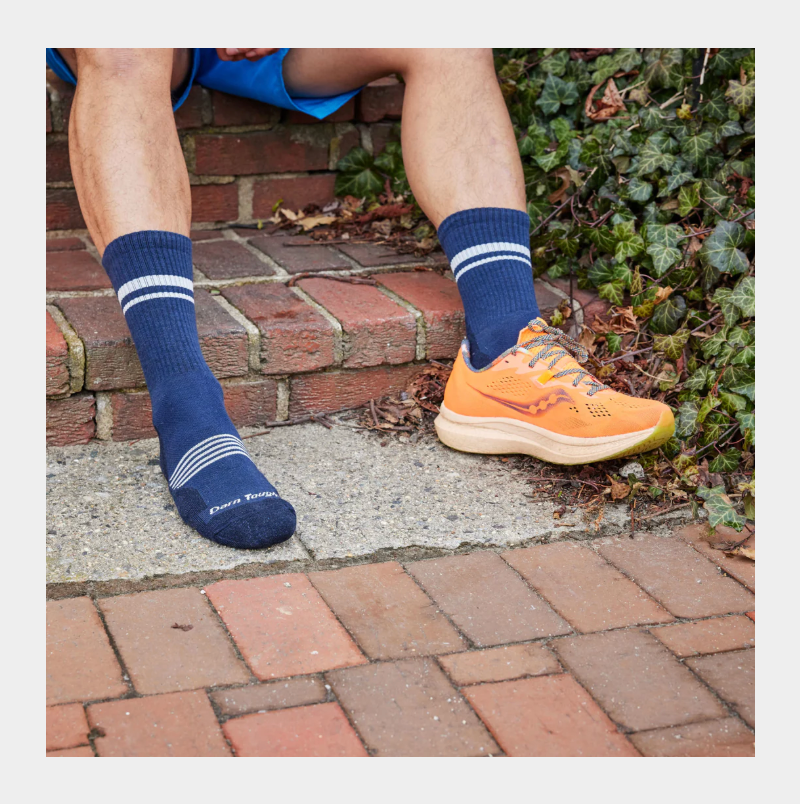 Darn Tough Men's Element Micro Crew Lightweight Running Socks - Eclipse