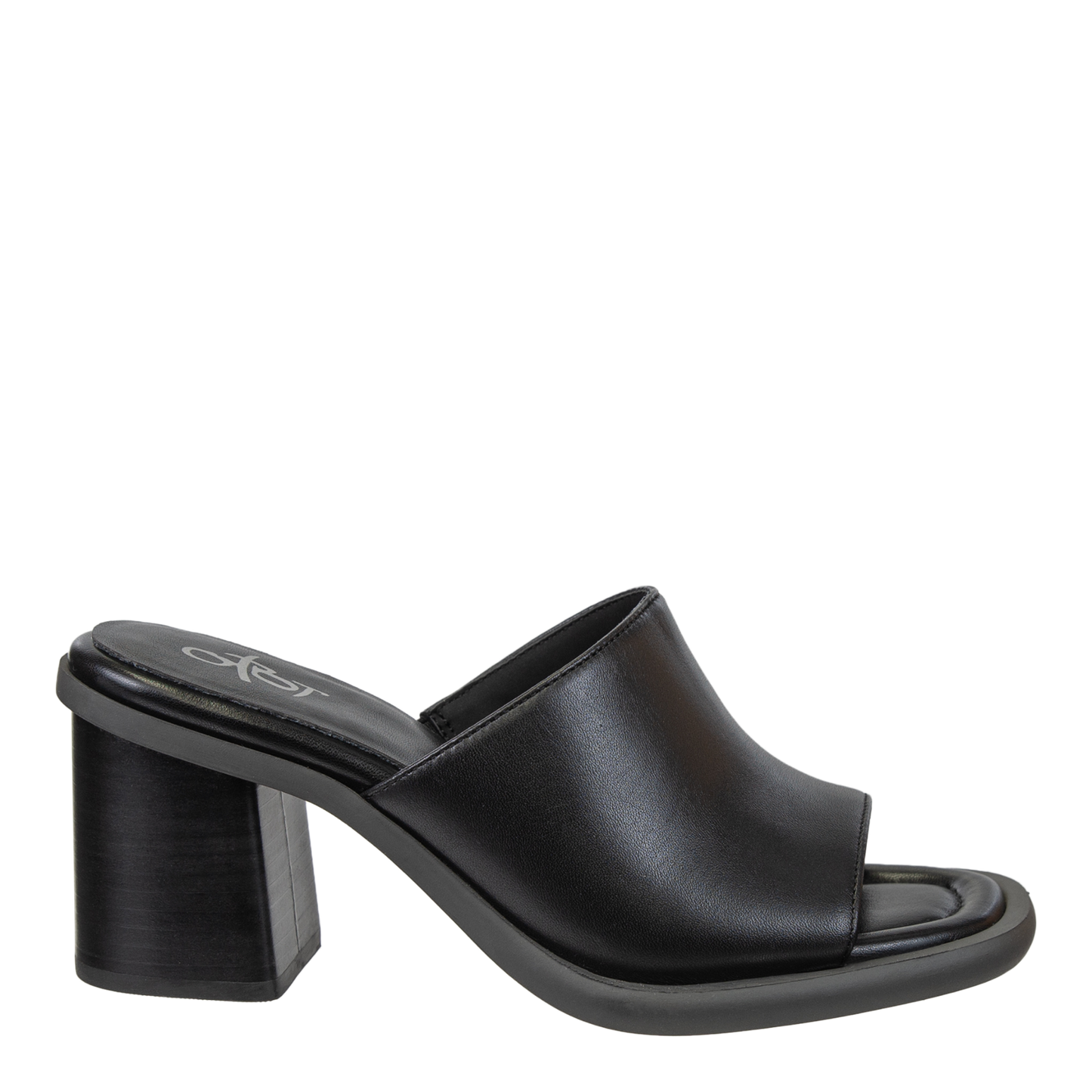 OTBT Women's BRAVURA Sandals - Black